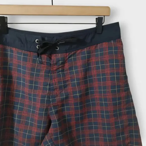 Patagonia Twenty-threes Board Shorts Mens Swim Trunks Red Blue Plaid Sz 33 - Picture 2 of 12